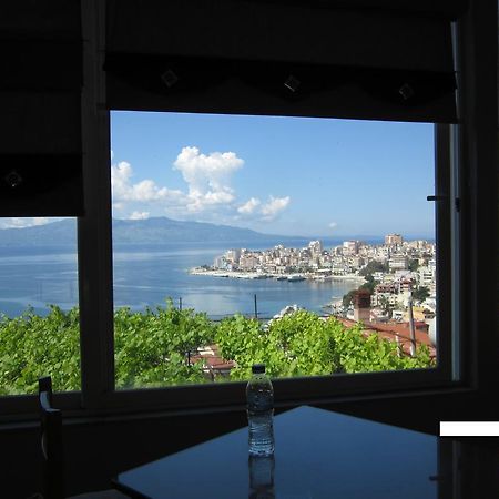 Guest House And Tavern Leo Sarande Ngoại thất bức ảnh